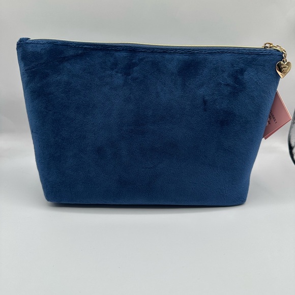 NWT Juicy Couture navy blue velour cosmetic bag with bottle - Picture 3 of 4